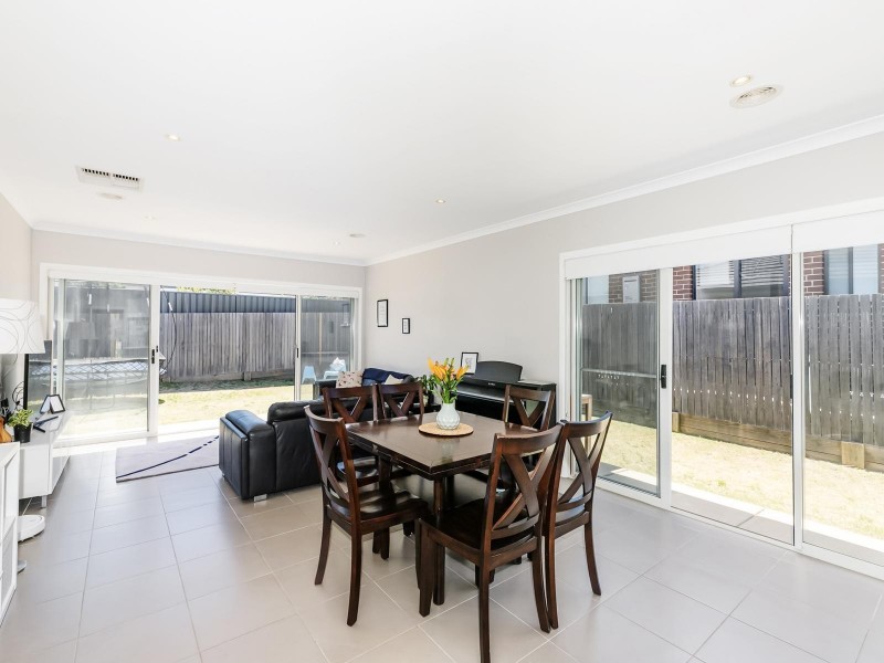 176 Langtree Crescent, Crace ACT 2911