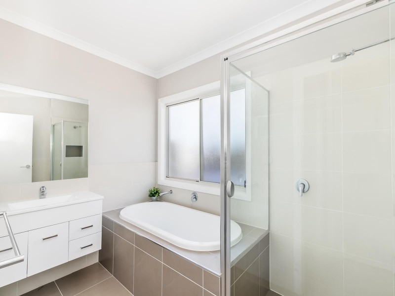 176 Langtree Crescent, Crace ACT 2911