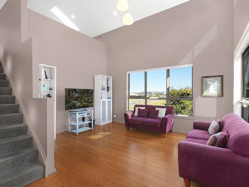 5 Lucy Beeton Crescent, Bonner ACT 2914