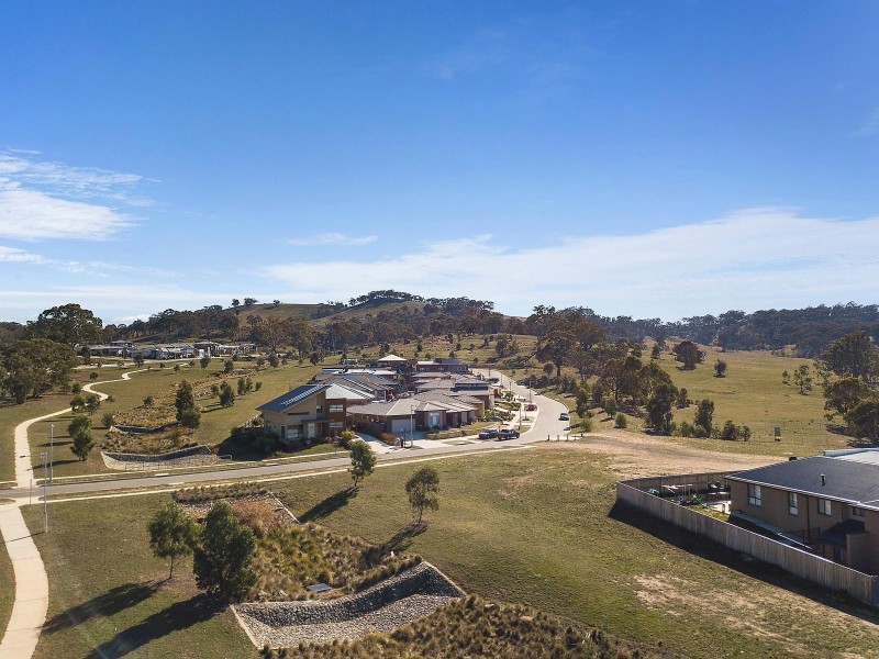 5 Lucy Beeton Crescent, Bonner ACT 2914