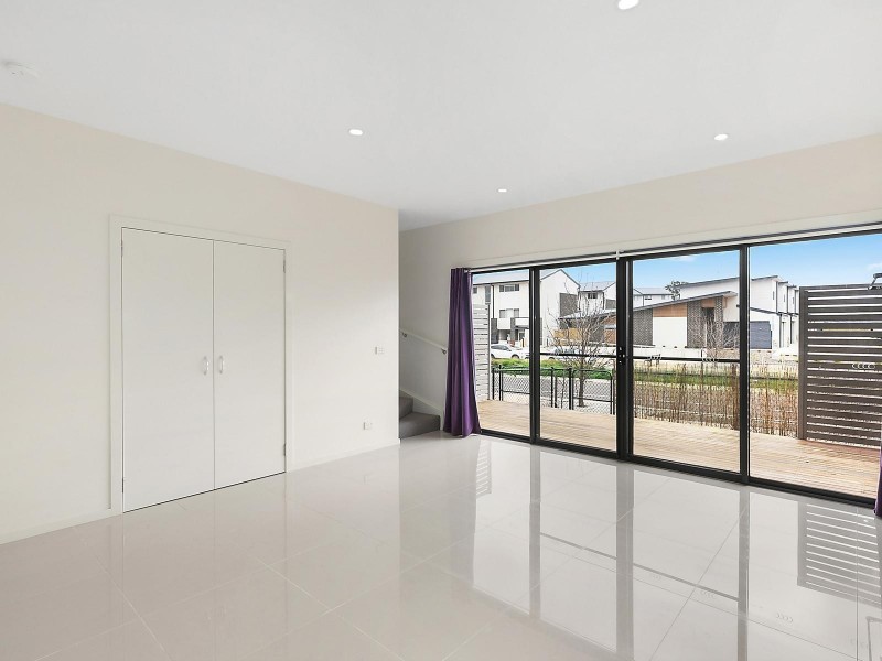 11/2 Pipeclay Street, Lawson ACT 2617