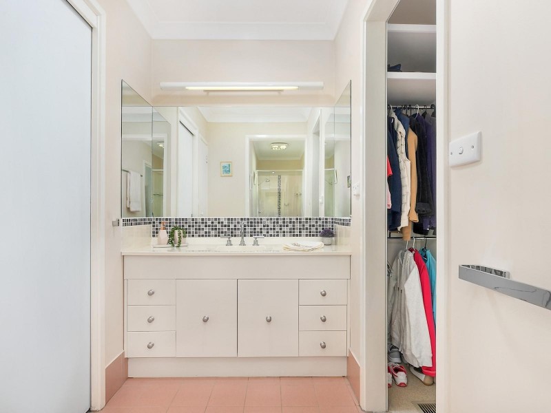 35 Basedow Street, Torrens ACT 2607