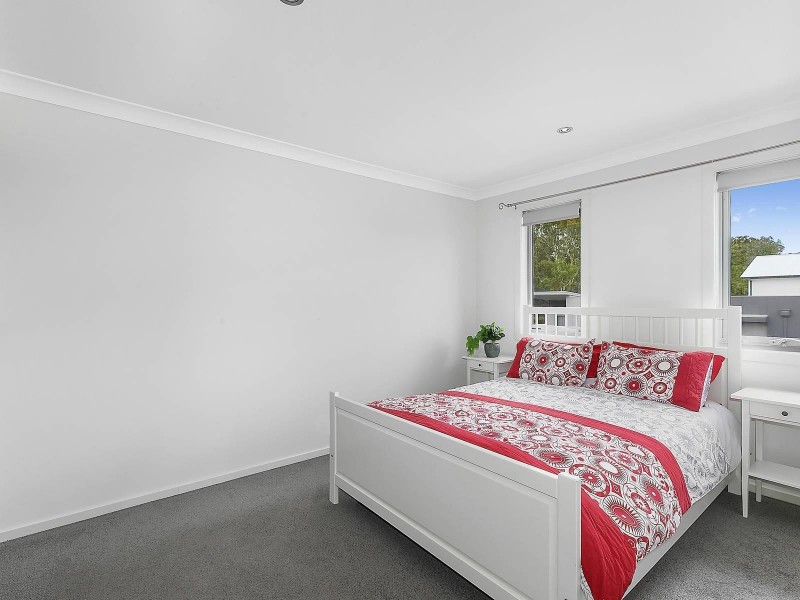 8 Hooton Street, Forde ACT 2914