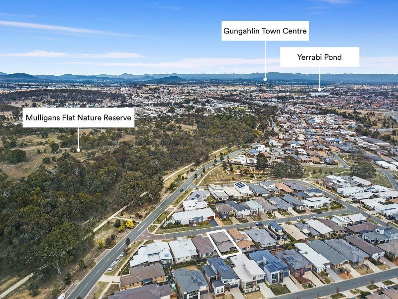 8 Hooton Street, Forde ACT 2914