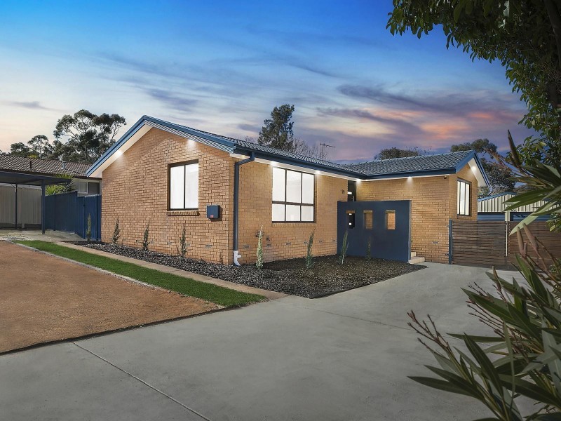 19 Berghofer Court, Charnwood ACT 2615