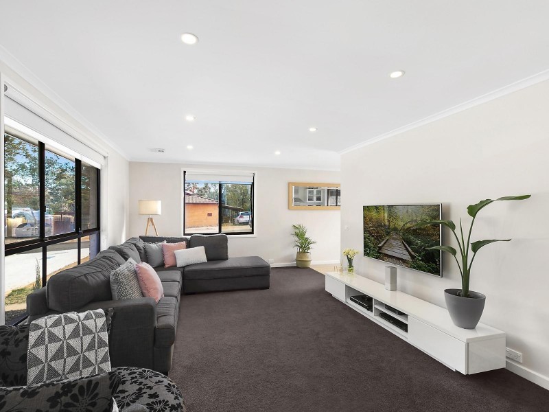 19 Berghofer Court, Charnwood ACT 2615