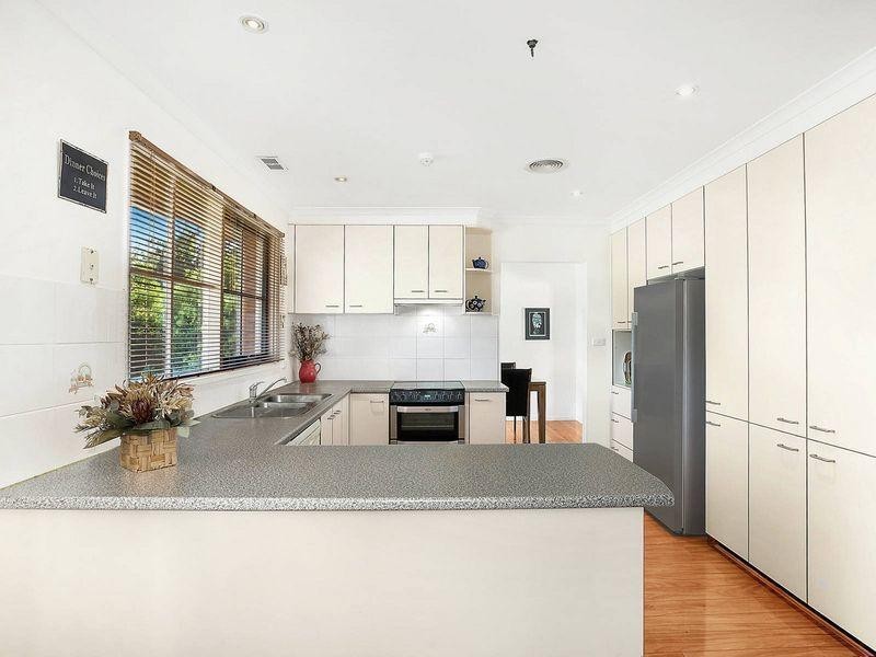 18 Sharwood Crescent, Evatt ACT 2617