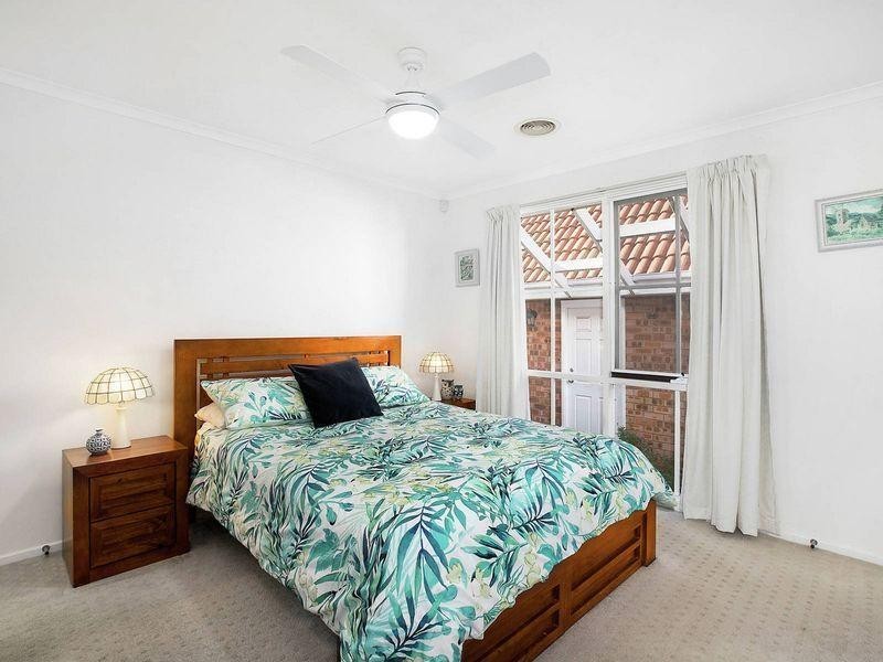 18 Sharwood Crescent, Evatt ACT 2617