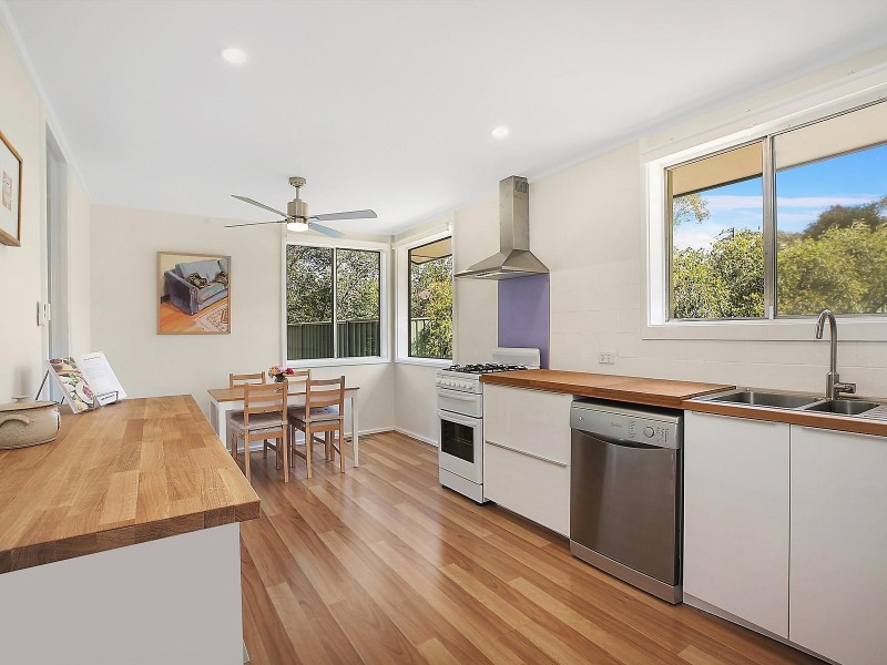 10 Worrall Street, Holt ACT 2615