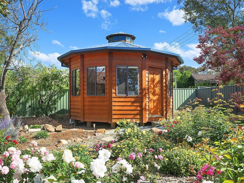 10 Worrall Street, Holt ACT 2615