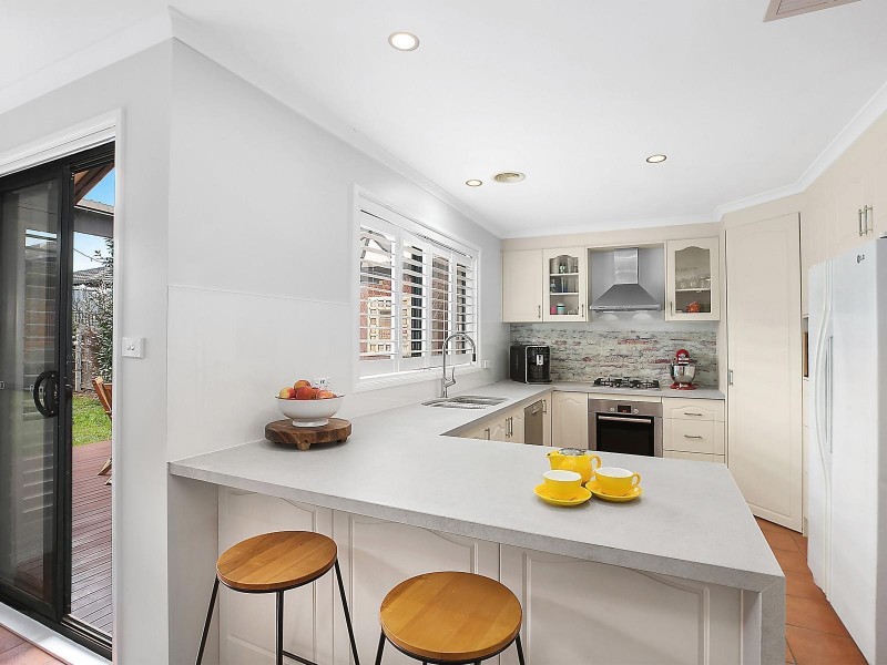 27 Delma View, Gungahlin ACT 2912