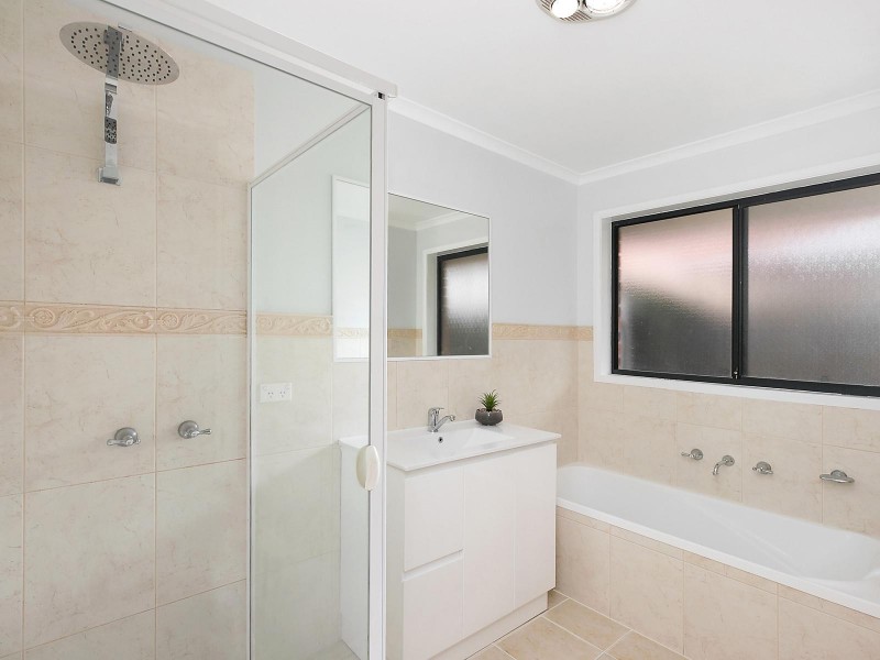 27 Delma View, Gungahlin ACT 2912
