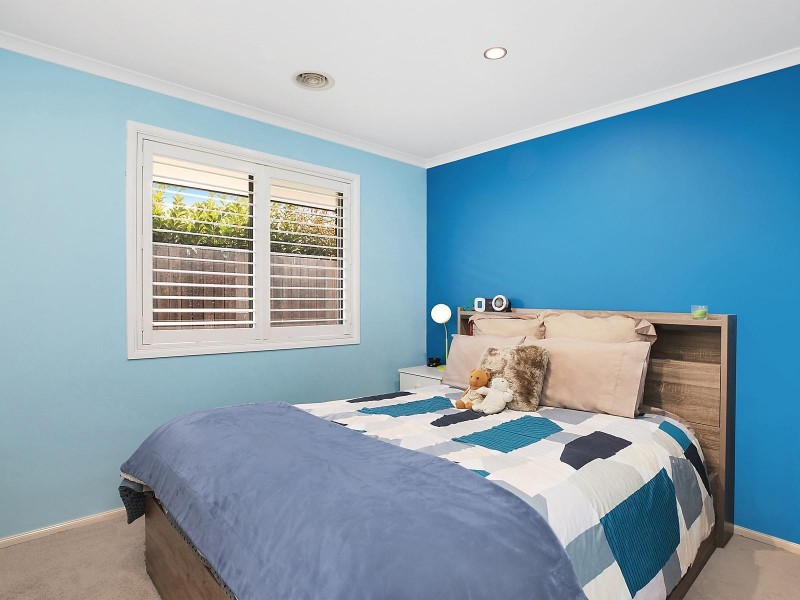 27 Delma View, Gungahlin ACT 2912