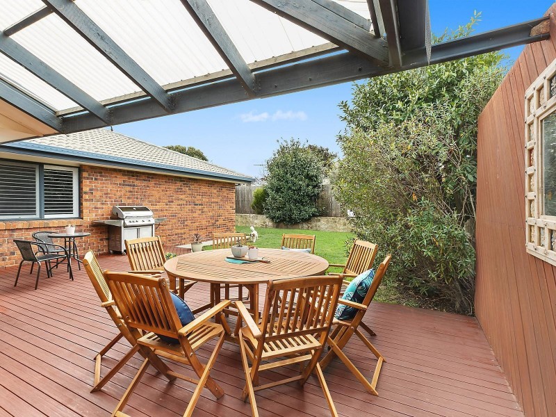 27 Delma View, Gungahlin ACT 2912