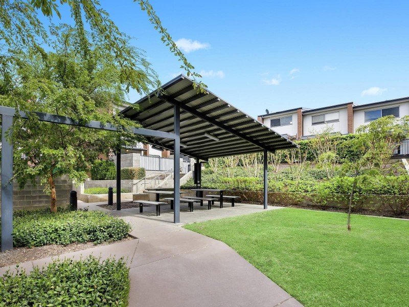 24/297 Flemington Road, Franklin ACT 2913