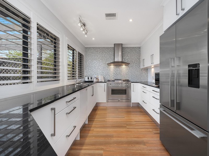 12 Dennys Place, Macarthur ACT 2904