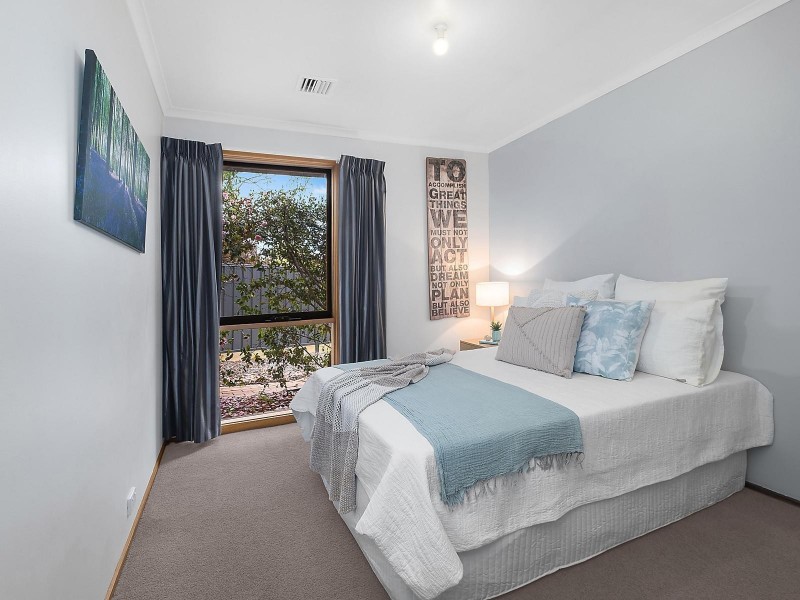 12 Dennys Place, Macarthur ACT 2904
