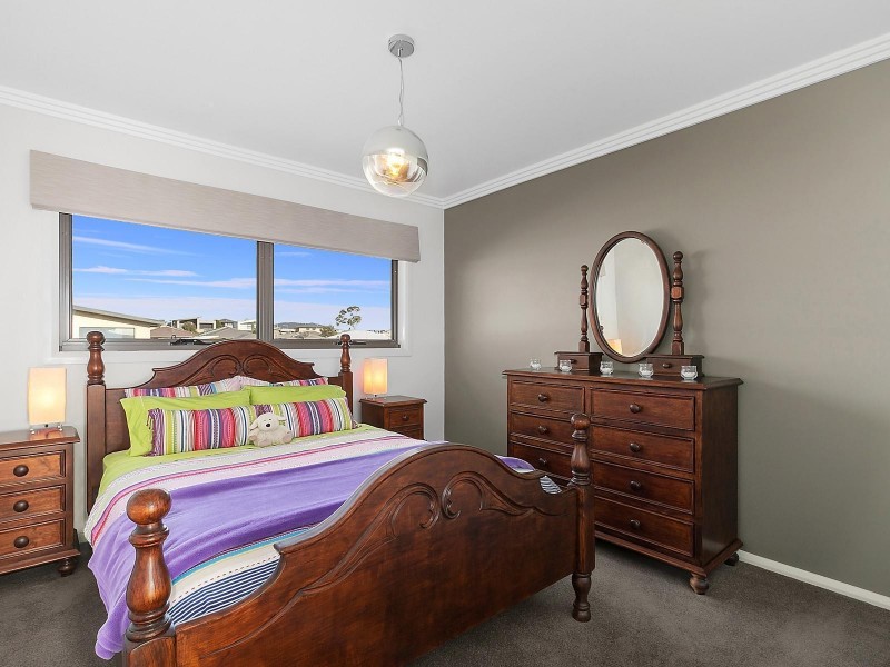 56 Samaria Street, Crace ACT 2911