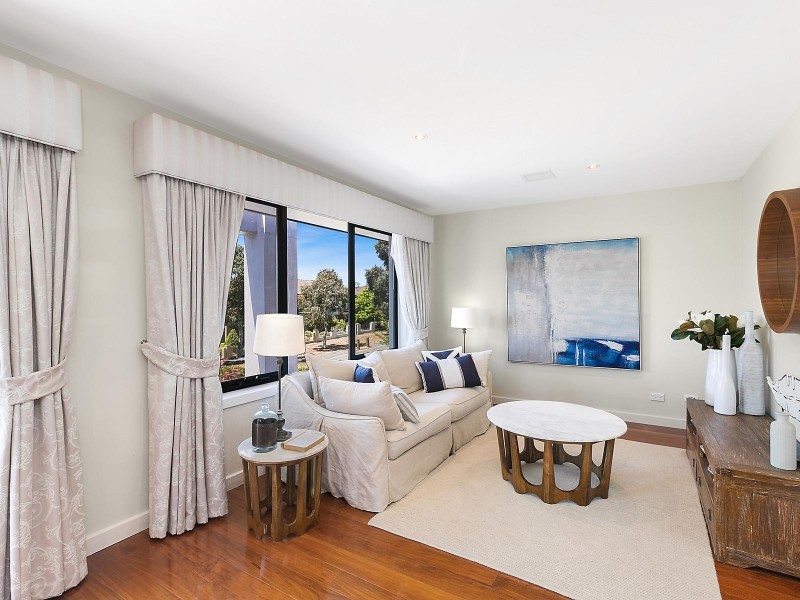 6 Frances Burke Street, Gungahlin ACT 2912