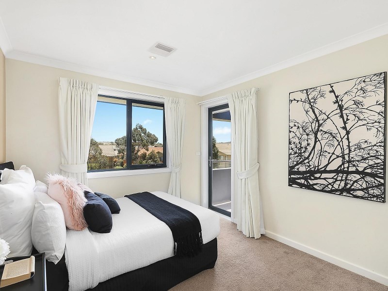 6 Frances Burke Street, Gungahlin ACT 2912