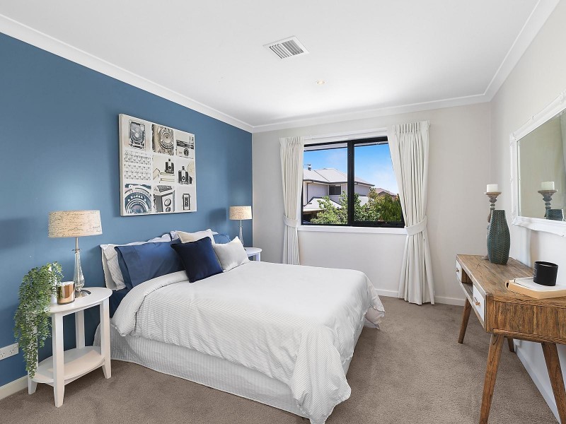 6 Frances Burke Street, Gungahlin ACT 2912