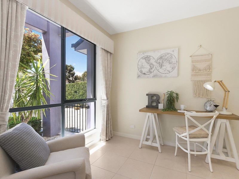 6 Frances Burke Street, Gungahlin ACT 2912