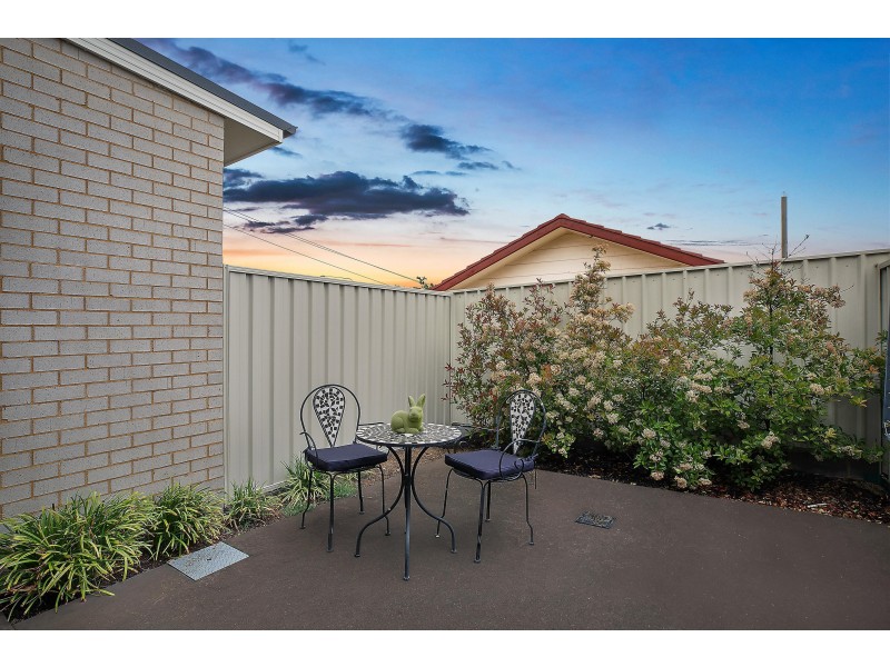 2/86 Mawson Drive, Mawson ACT 2607