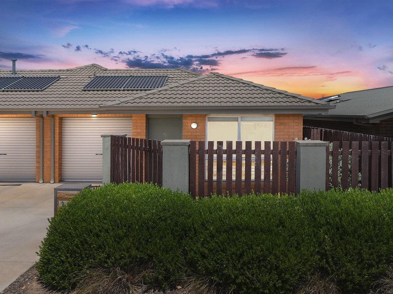 25 Daramoolen Street, Ngunnawal ACT 2913