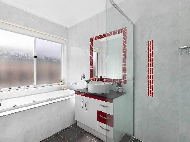 5 Beveridge Crescent, Forde ACT 2914