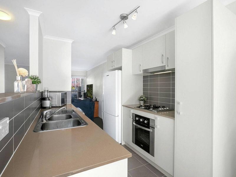 11/128 Flemington Road, Harrison ACT 2914