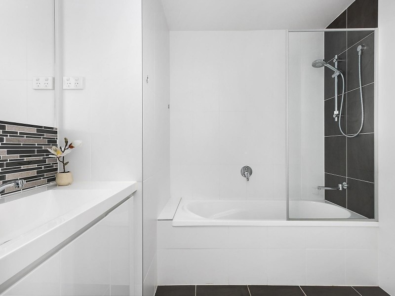 142/142 Mapleton Avenue, Harrison ACT 2914