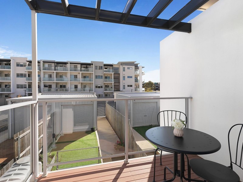 142/142 Mapleton Avenue, Harrison ACT 2914