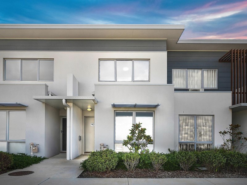 142/142 Mapleton Avenue, Harrison ACT 2914