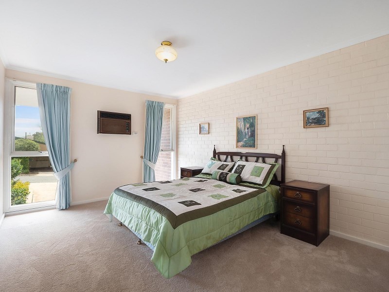 19 Rymill Place, Mawson ACT 2607