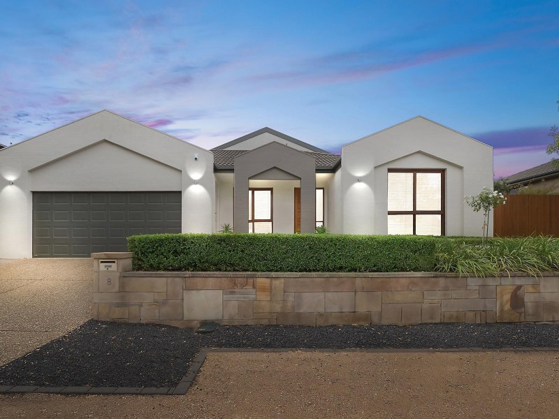 8 McHenry Street, Amaroo ACT 2914