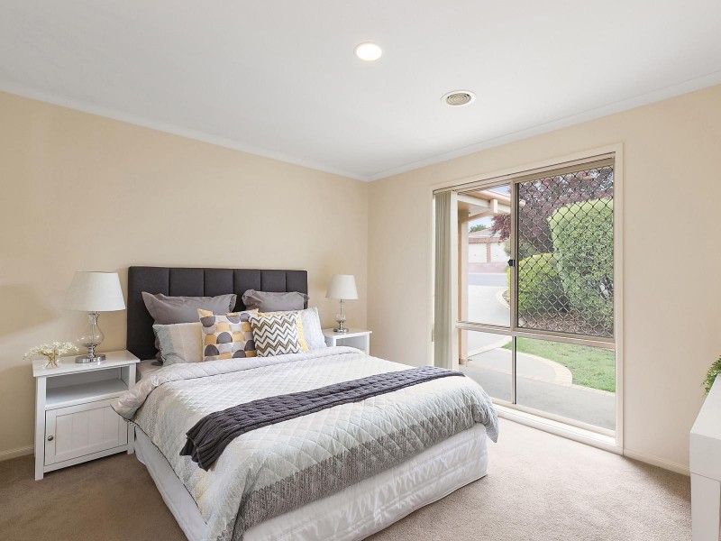 8 Ponsford Place, Nicholls ACT 2913