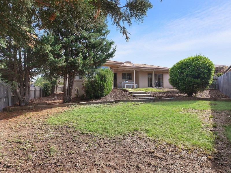 8 Ponsford Place, Nicholls ACT 2913