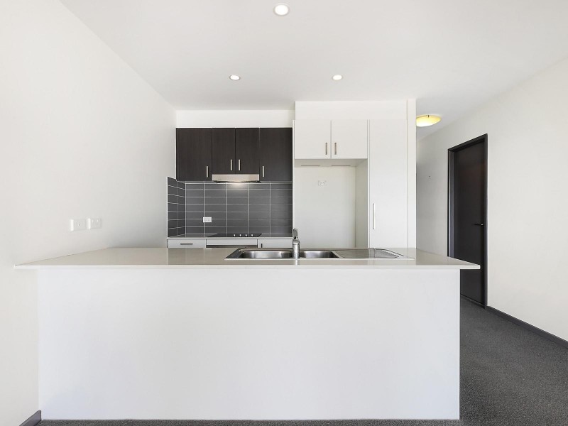 13/41 Clare Burton Crescent, Franklin ACT 2913