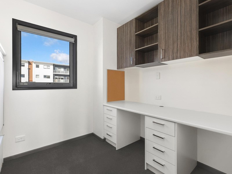 13/41 Clare Burton Crescent, Franklin ACT 2913