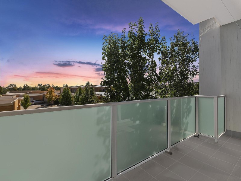 13/41 Clare Burton Crescent, Franklin ACT 2913