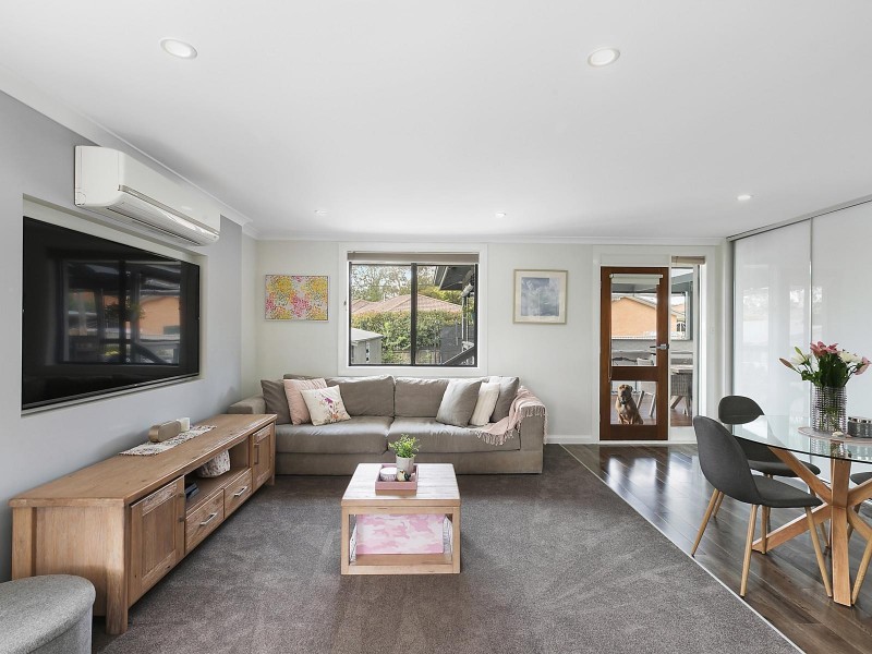 70 Armstrong Crescent, Holt ACT 2615