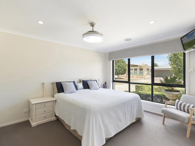 35 Zanci Street, Crace ACT 2911
