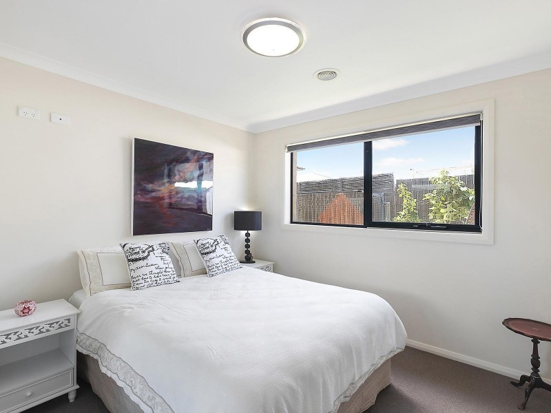 35 Zanci Street, Crace ACT 2911