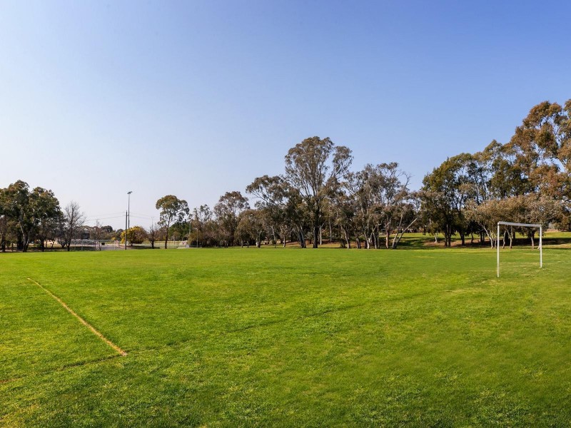 13/26 Springvale Drive, Hawker ACT 2614