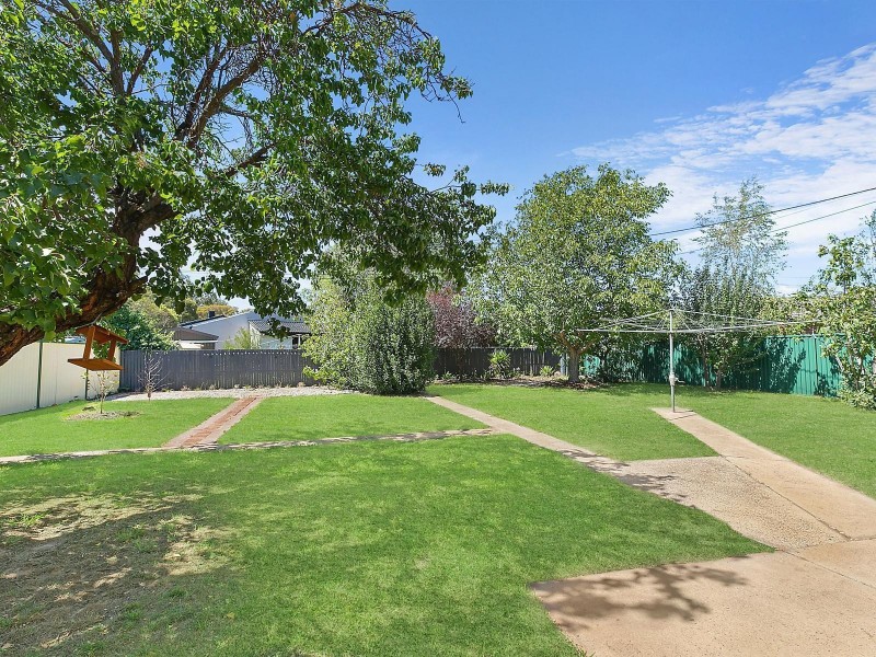 19 Staaten Crescent, Kaleen ACT 2617