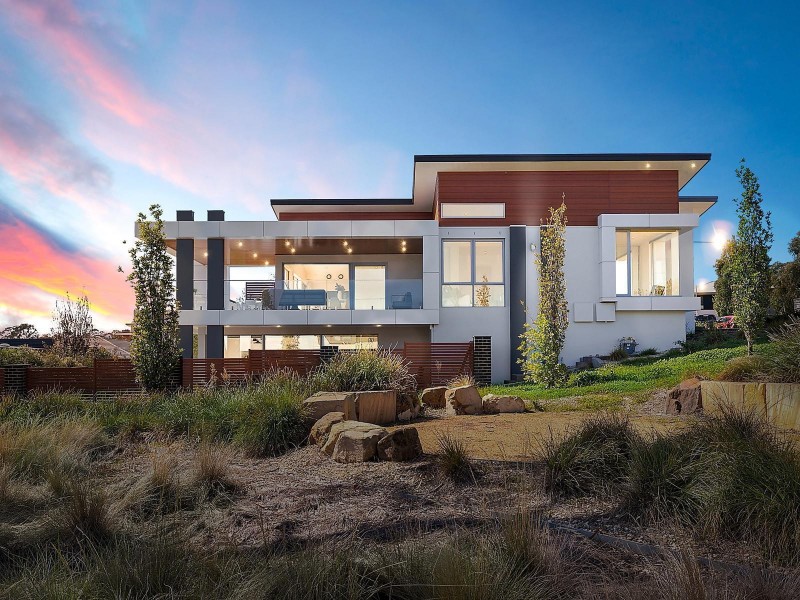 35 Keewong Street, Crace ACT 2911