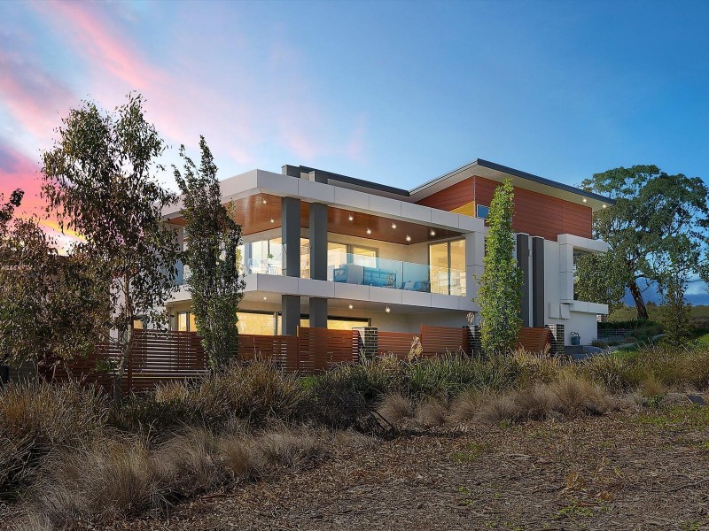 35 Keewong Street, Crace ACT 2911