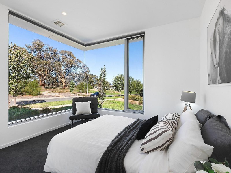 35 Keewong Street, Crace ACT 2911