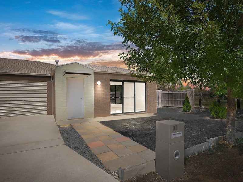 31 Little John Lane, Franklin ACT 2913