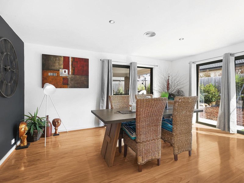 31 Djerrkura Street, Bonner ACT 2914